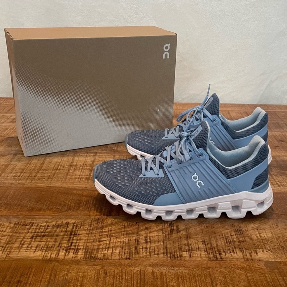 On Cloudswift Running Shoes